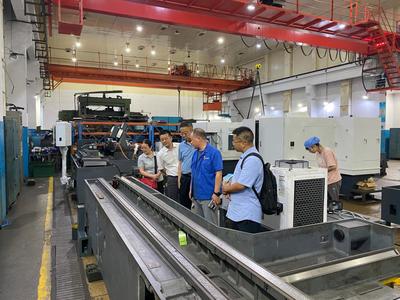 促開放 調(diào)結(jié)構(gòu) | 機電工程學院赴漢中開展技術(shù)交流與合作